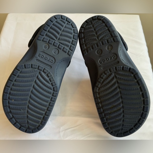 Crocs Unisex Baya Clog in Color Graphite Size 9 Men / 7 Women - Picture 9 of 9